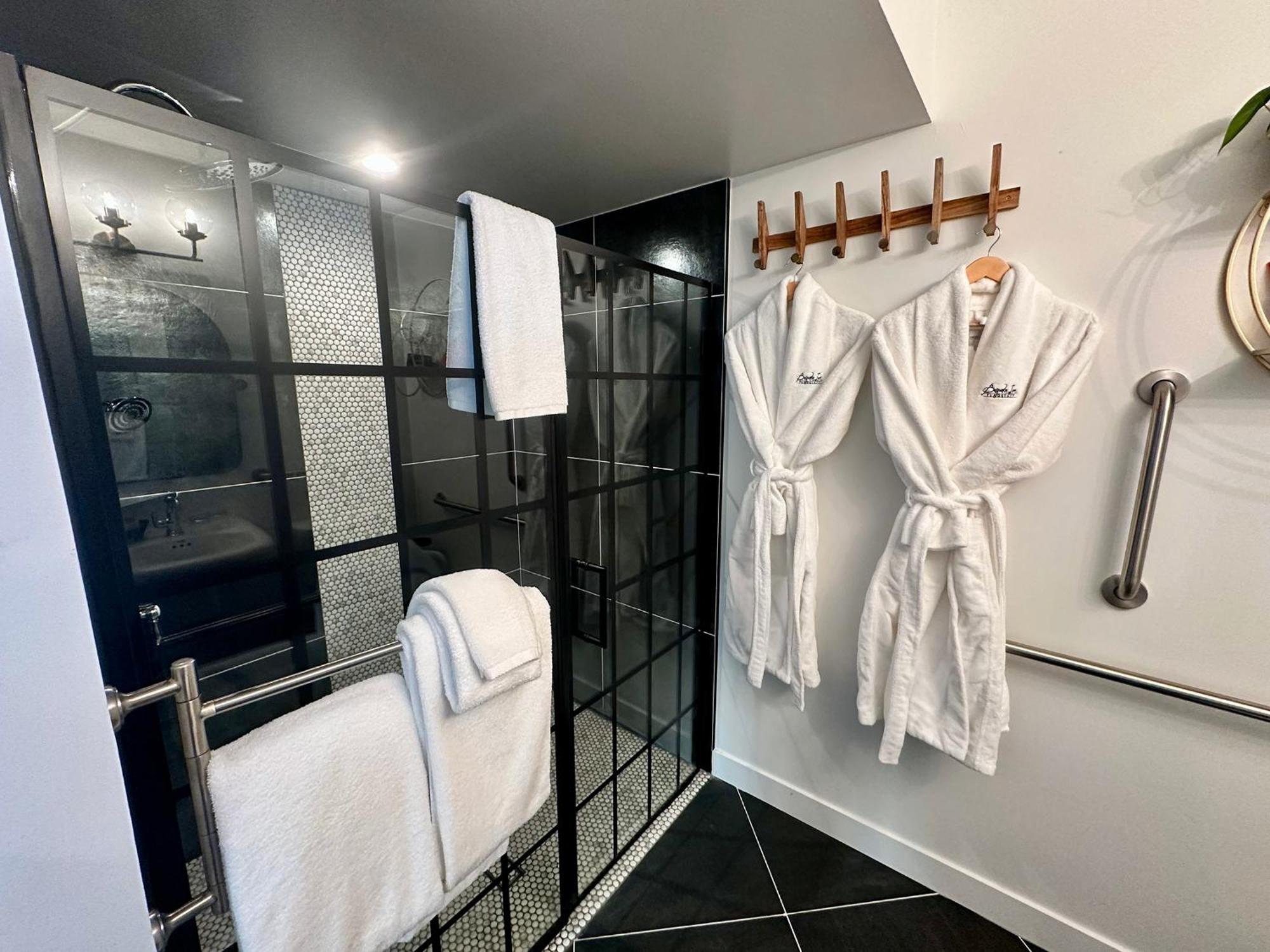 Bespoke Inn Флагстаф Екстериор снимка